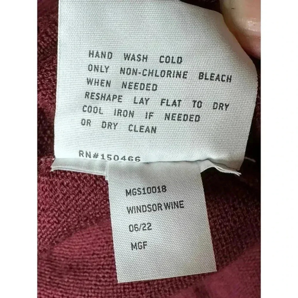 Artefact Men's Red Merino Wool Sweater Small Hole Comfortable - Large - Picture 5 of 7